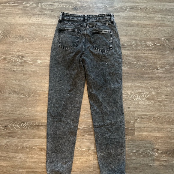 Women's Black Acid Wash Jeans Abound - Picture 5 of 7